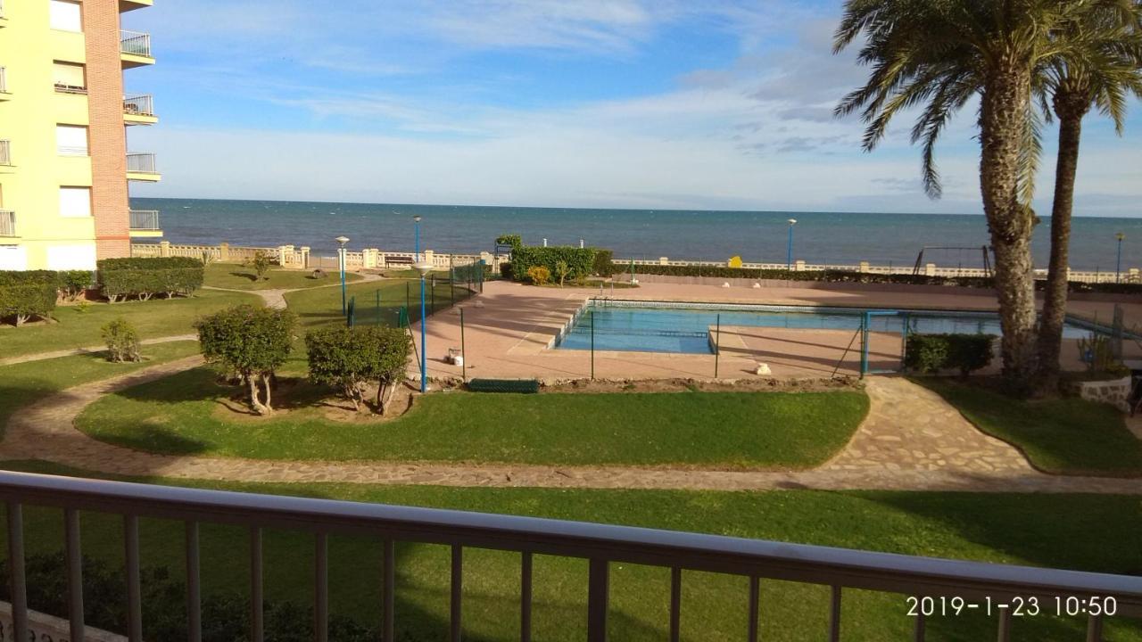 Apartamento Primera Linea De Mar Denia Exterior photo